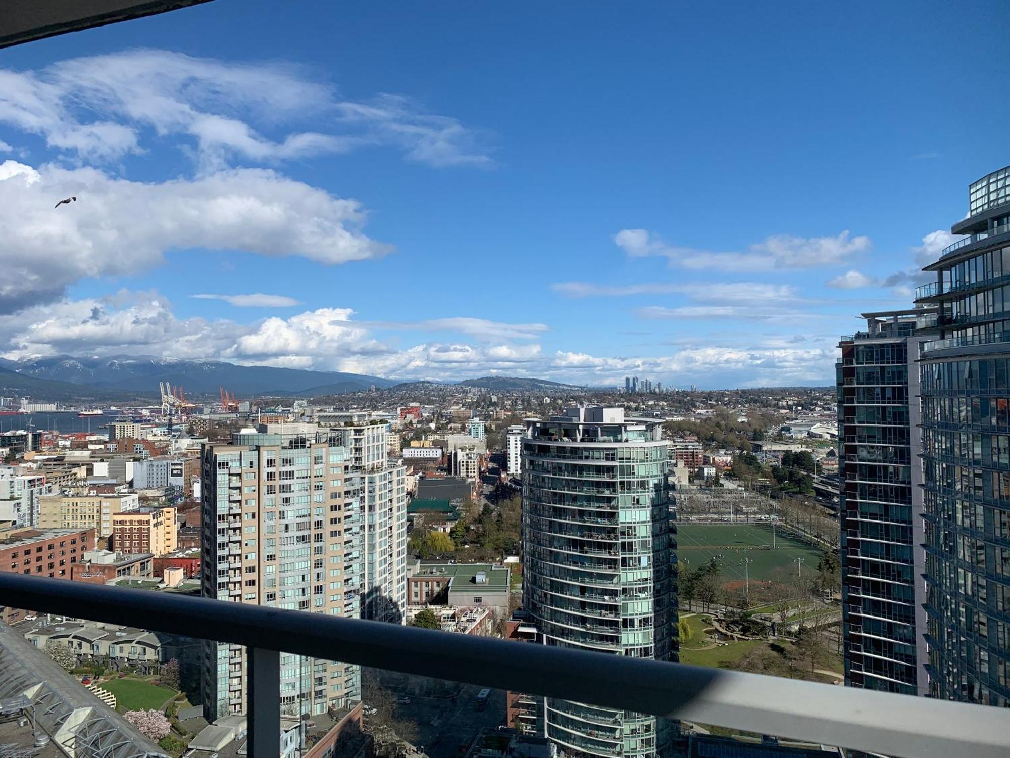 Downtown 3Br 2Ba Views Skytrain Free Parking Apartment Vancouver Exterior photo